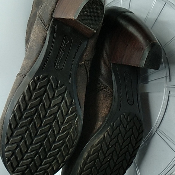 Bare Traps 6M brown heeled boots 👢 - Picture 6 of 7